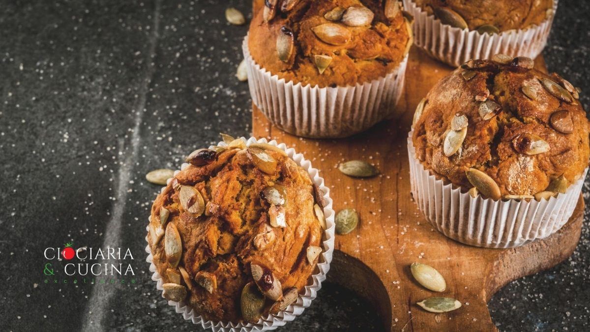 Ricetta Muffin alla Zucca con Semi di Zucca e Farina di Grano Antico